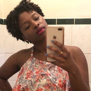 Meet your Posher, Leresa